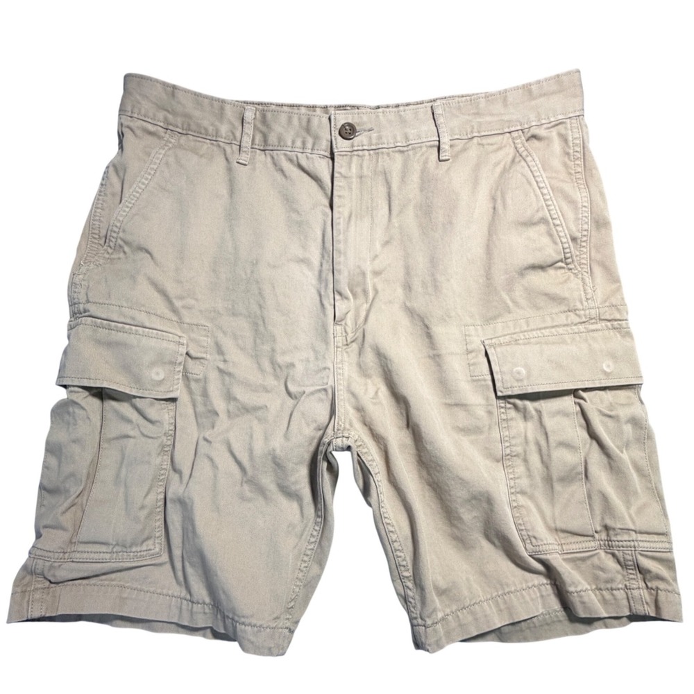 Levi Strauss Mens Cargo Shorts Tan Khaki Cotton Twill 6-Pocket Size 36 x9 Inseam